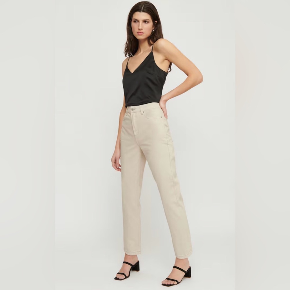 5 for $25 // Dynamite Gisele beige cream straight jeans size 28
